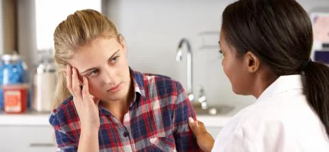 meisje bij de dokter