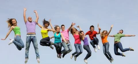 groep meisjes en jongens